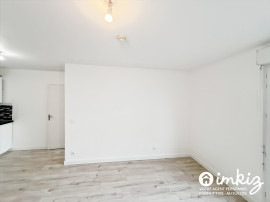 
                                                                                        Vente
                                                                                         Appartement 2 pièces