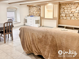 Vente
Appartement 2 pièces atypiques, entièrement rénove