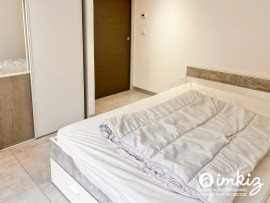 Vente
Appartement 2 pièces atypiques, entièrement rénove