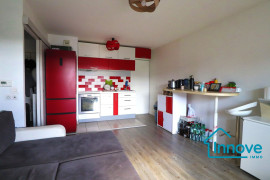 
                                                                                        Vente
                                                                                         Appartement 2 pièces avec balcon Vitry sur Seine
