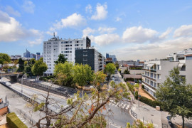 
                                                                                        Vente
                                                                                         Appartement 2 pièces avec cave – Courbevoie