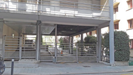 
                                                                                        Location
                                                                                         Appartement 2 pièces avec grande terrasse.