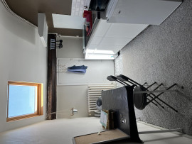 
                                                                                        Location
                                                                                         Appartement 2 pièces - bon emplacement centre