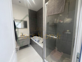 
                                                                                        Location
                                                                                         Appartement 2 pièces, centre ville