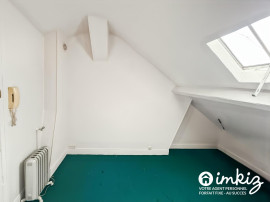 
                                                                                        Vente
                                                                                         Appartement  2  pièces - chambre de bonne en sus