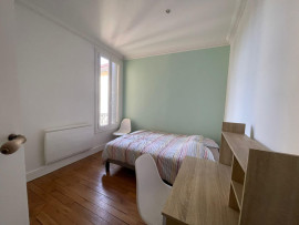 
                                                                                        Vente
                                                                                         Appartement 2 pièces – Dernier étage