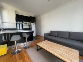 
                                                                                        Vente
                                                                                         Appartement 2 pièces – Dernier étage