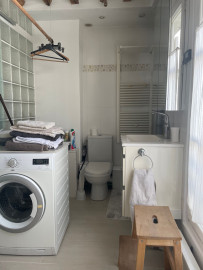 
                                                                                        Location
                                                                                         Appartement 2 pieces meuble Paris-10e, quartier Strasbourg Saint-Denis (loyer tout inclus)