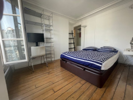 
                                                                                        Location
                                                                                         Appartement 2 pieces meuble Paris-10e, quartier Strasbourg Saint-Denis (loyer tout inclus)