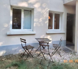 
                                                                                        Location
                                                                                         Appartement 2 pièces - Parc calme et boisé