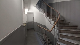 
                                                                                        Location
                                                                                         Appartement 2 pièces, proche coulée verte.
