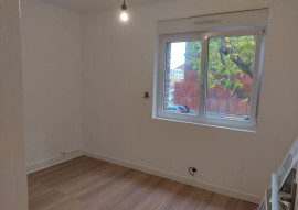 
                                                                                        Location
                                                                                         Appartement 2 pièces refait à neuf à Lille
