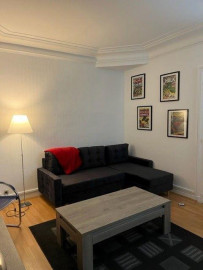 
                                                                                        Location
                                                                                         Appartement 2 pièces refait à neuf Paris 16