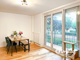 Vente
                                                                                Appartement 2 pièces rénové, avec parking