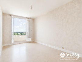 
                                                                                        Vente
                                                                                         Appartement 2 pièces,  terrasse et parking