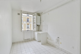 
                                                                                        Vente
                                                                                         Appartement 2 pièces traversant