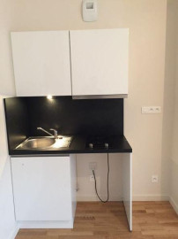 
                                                                                        Location
                                                                                         Appartement 2P de standing hyper centre