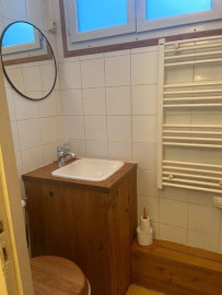 
                                                                                        Location
                                                                                         Appartement 2P lumineux métro Max Dormoy