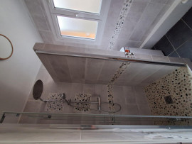
                                                                                        Location
                                                                                         Appartement 3/4 piece au coeur de charentonneau !