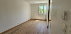 
                                                                                        Vente
                                                                                         APPARTEMENT 3 CHAMBRES AVEC TERRASSE DE 20 M² FACE AU PARC