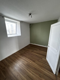 
                                                                                        Location
                                                                                         Appartement 3 pièces - 2 chambres - 67m2