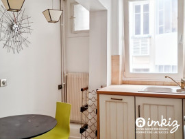 
                                                                                        Vente
                                                                                         Appartement 3 pièces 53 m² Paris 18 ème