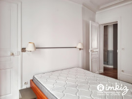 
                                                                                        Vente
                                                                                         Appartement 3 pièces 53 m² Paris 18 ème