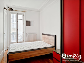 
                                                                                        Vente
                                                                                         Appartement 3 pièces 53 m² Paris 18 ème