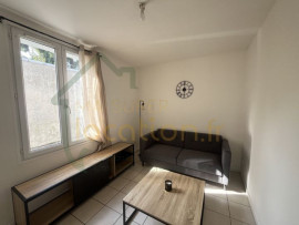 
                                                                                        Location
                                                                                         Appartement 3 pièces 57m2 à deux pas de la gare et du centre-ville de Saint-Quentin