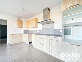 
                                                                                        Vente
                                                                                         Appartement 3 pièces 60m² Aix La Duranne Haut