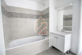 
                                                                                        Location
                                                                                         Appartement 3 pièces 61m² avec parking