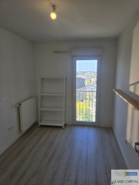 
                                                                                        Vente
                                                                                         appartement 3 pièces