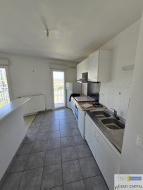 
                                                                                        Vente
                                                                                         appartement 3 pièces