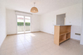 
                                                                                        Vente
                                                                                         Appartement - 3 pièces - 69 m² - Saint-Gervai