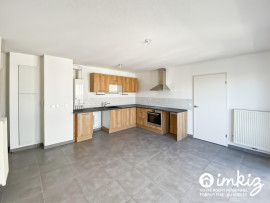 
                                                                                        Vente
                                                                                         Appartement 3 pièces