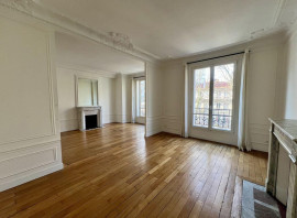 
                                                                                        Location
                                                                                         Appartement 3 pièces 74m2