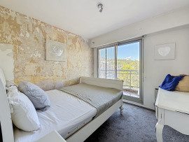 
                                                                                        Vente
                                                                                         Appartement 3 pièces à rénover – Terrasse, vue dégagée et garage – Nice Cimiez La Paloma