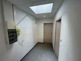 Location
Appartement 3 pièces au rez-de-chaussée en HYPER-CENTRE