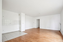 
                                                                                        Vente
                                                                                         Appartement 3 pièces avec balcon - Saint-Ouen
