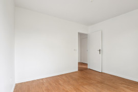 
                                                                                        Vente
                                                                                         Appartement 3 pièces avec balcon - Saint-Ouen