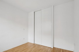 
                                                                                        Vente
                                                                                         Appartement 3 pièces avec balcon - Saint-Ouen