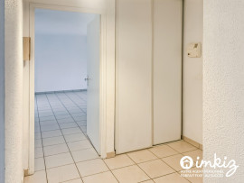 
                                                                                        Vente
                                                                                         Appartement 3 pièces avec terrasse - proche RER