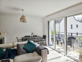 
                                                                                        Vente
                                                                                         Appartement 3 pièces, balcon et parking