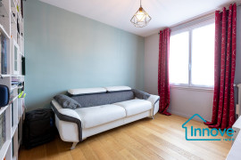 
                                                                                        Vente
                                                                                         Appartement 3 pièces Châtillon