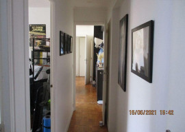 
                                                                                        Location
                                                                                         Appartement 3 pièces dans immeuble de standing