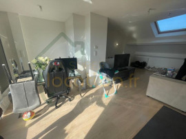 Location
Appartement 3 pièces en DUPLEX dans une résidence calme et sécurisé dans SAINT-QUENTIN