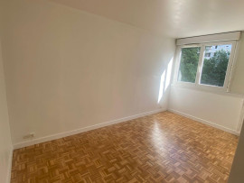 
                                                                                        Location
                                                                                         Appartement 3 pièces La Défense