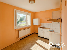 Vente
                                                                                Appartement 3 pièces lumineux avec balcon