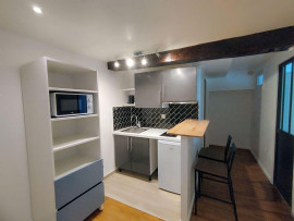 
                                                                                        Location
                                                                                         APPARTEMENT 3 PIÈCES LUMINEUX CANAL ST MARTIN