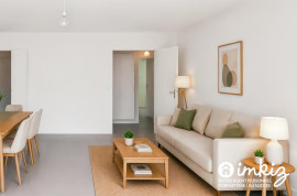 
                                                                                        Vente
                                                                                         Appartement 3 pièces lumineux dans quartier vivant